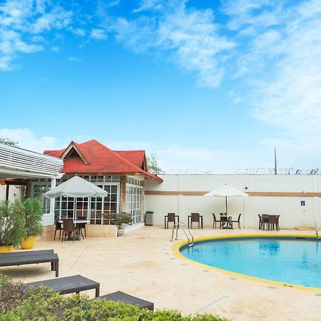 Hotel Silvestre لا رومانا المظهر الخارجي الصورة
